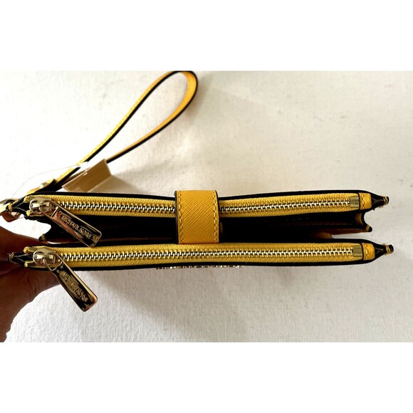 New Michael Kors Jet Set Travel Double Zip Wallet Leather Jasmine Yellow - Picture 4 of 5